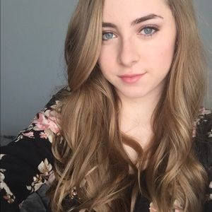 Meet your Posher, Natalie