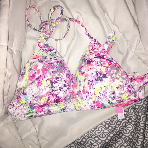 Super cute vs swimsuit top!!