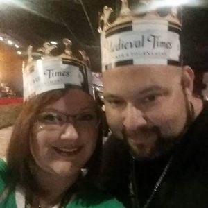 Meet your Posher, Leslie