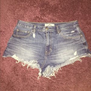 High waisted Hollister shorts