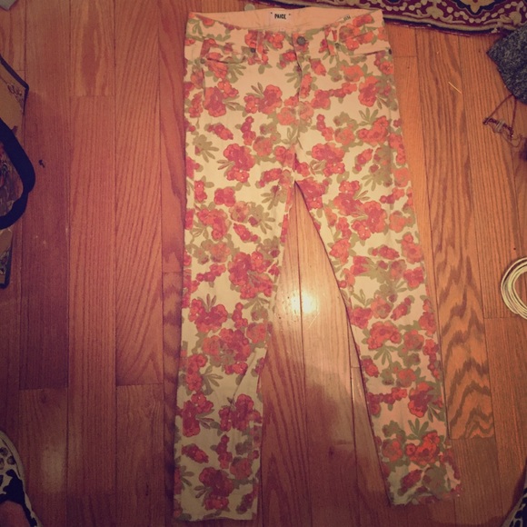 🌟FLASH SALE🌟Paige floral jeans