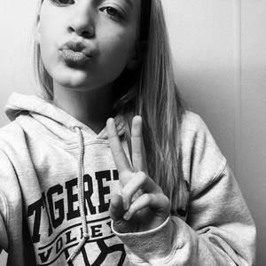 Meet your Posher, Katelyn