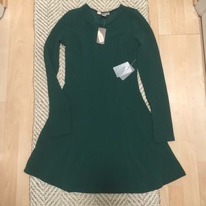 Green long sleeved dress
