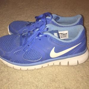 Blue Nike flex