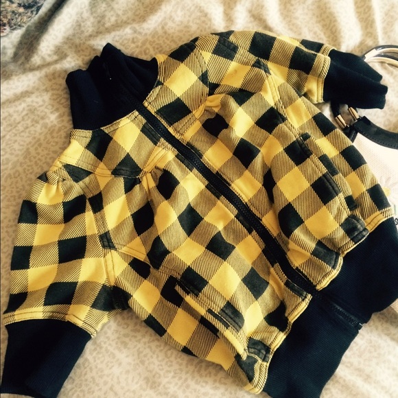 yellow and black checkered jacket