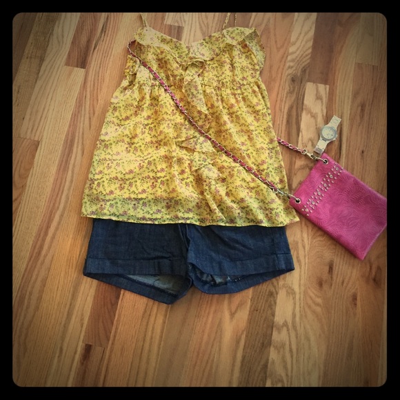 Flirty Yellow Summer Top.