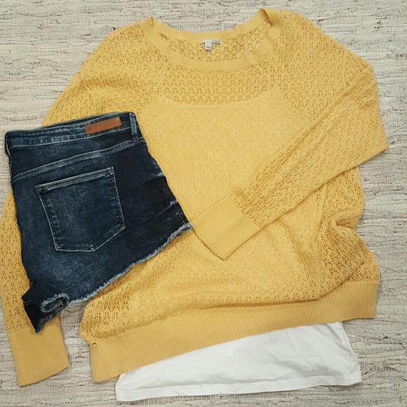 Versatile Yellow sweater