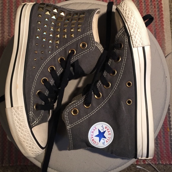 Studded chucks✨