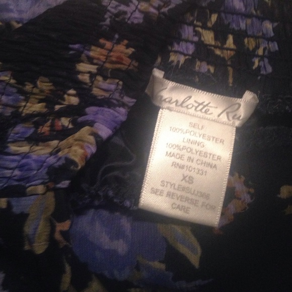 Navy skirt with periwinkle roses - Picture 2 of 4