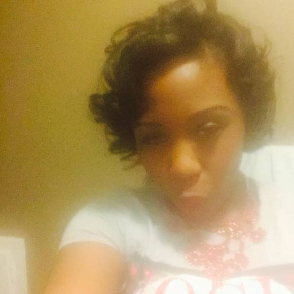 Meet your Posher, Schivon sosuperbad - Picture 1 of 1