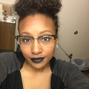 Meet your Posher, Natasha