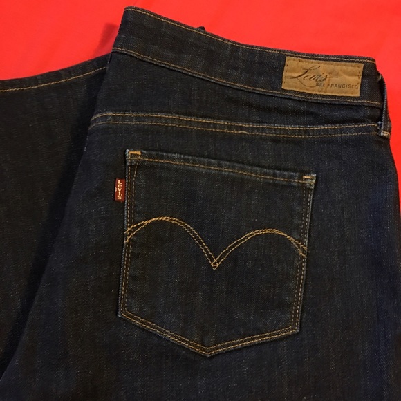 Women's Levi's