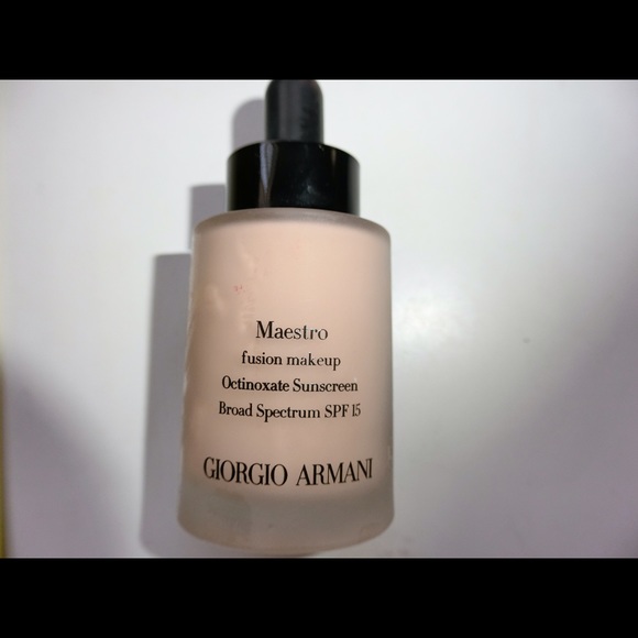 Armani Foundation 4