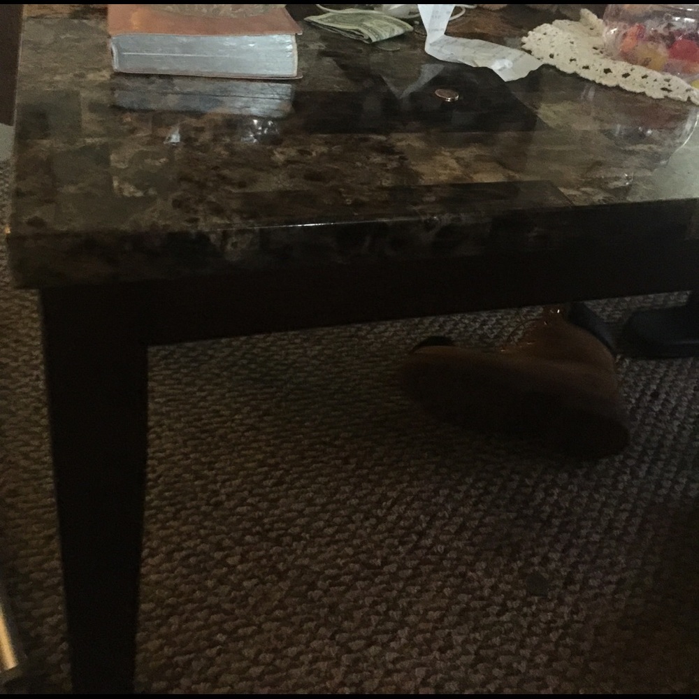 Meet your Posher, Keisha