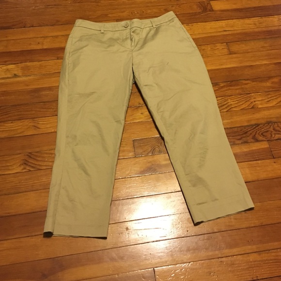 New York & Co. Khaki capris