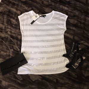 White t shirt with silver jewel striping