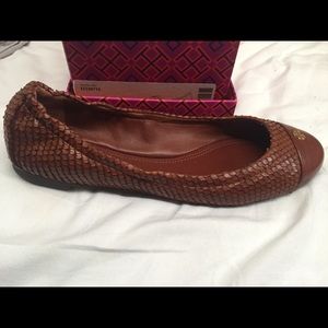 AUTHENTIC TORY BURCH YORK FLATS