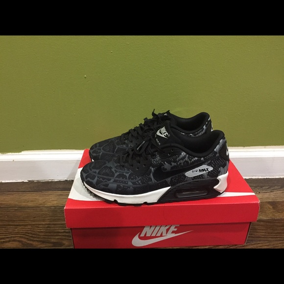 Woman's Air Max 90 JCRD