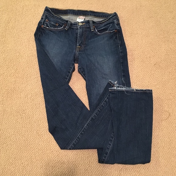 Lucky brand bootcut jeans. •size• 2/26