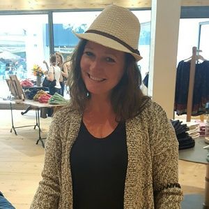 Meet your Posher, Leah