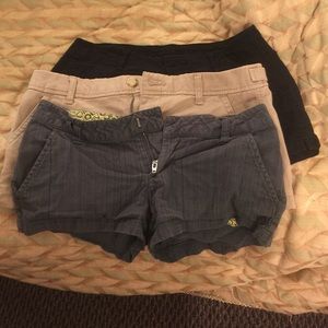 ARIZONA, VOLCUM & ABERCROMBIE & FITCH!