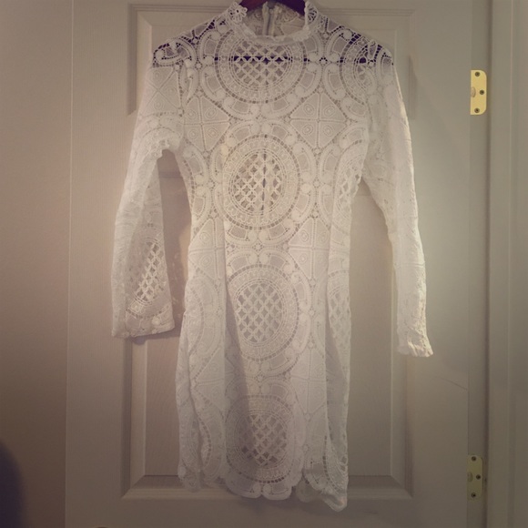 White lace dress