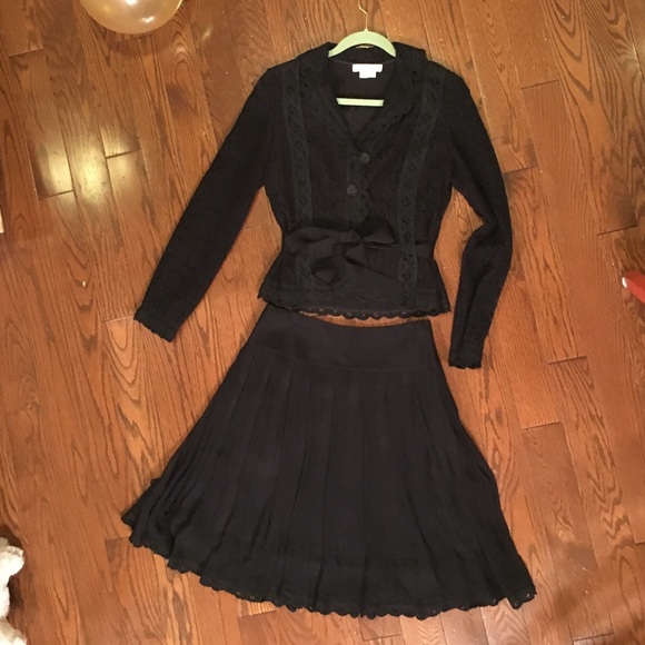 Kay Unger Dresses & Skirts - Vintage Kay Unger black lace jacket and skirt suit