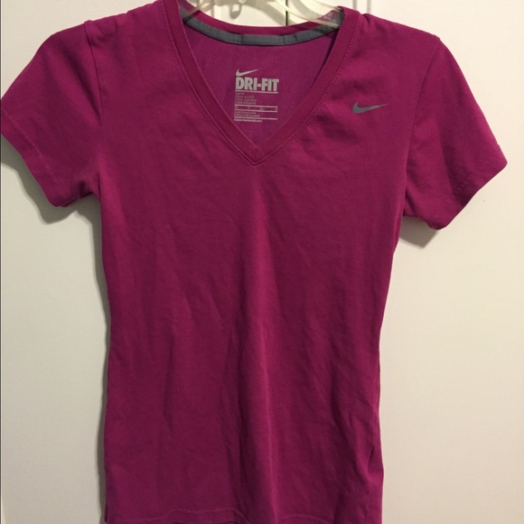 Nike dri-fit vneck - Picture 1 of 4