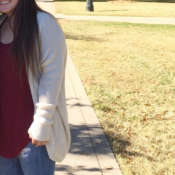 White cardigan/ cover - Picture 3 of 3