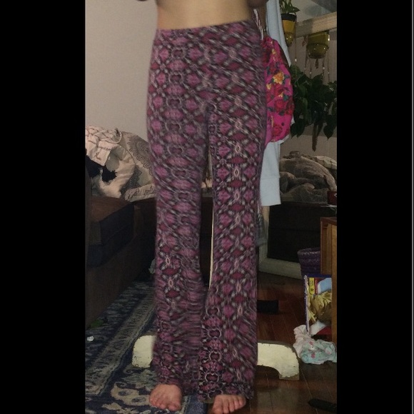 **FLASH SALE!**Medium comfy bootcut pants