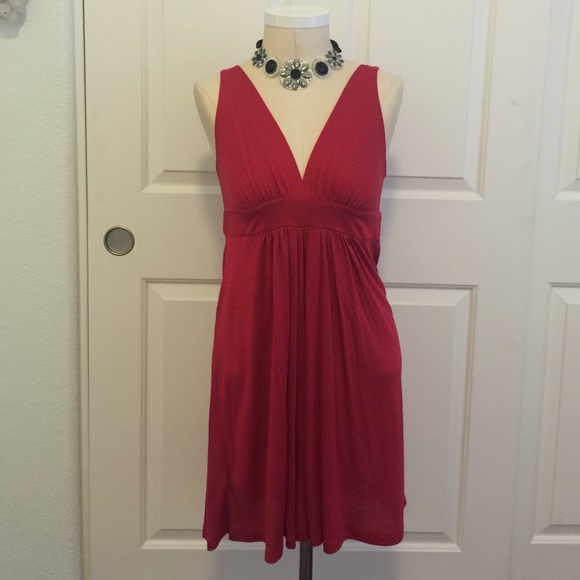 Top - Picture 1 of 2