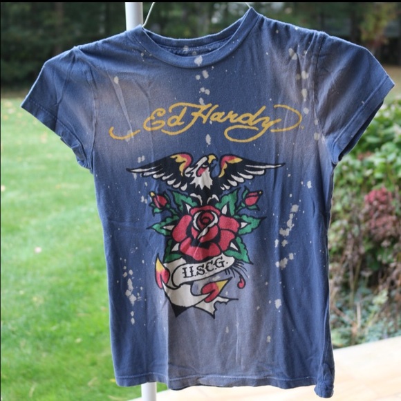ED HARDY T-SHIRT!!