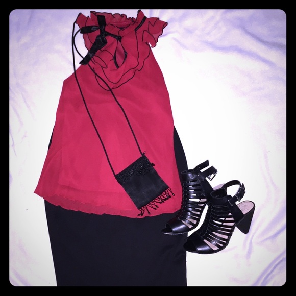 Red sleeveless keyhole blouse