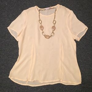 Short sleeve blouse