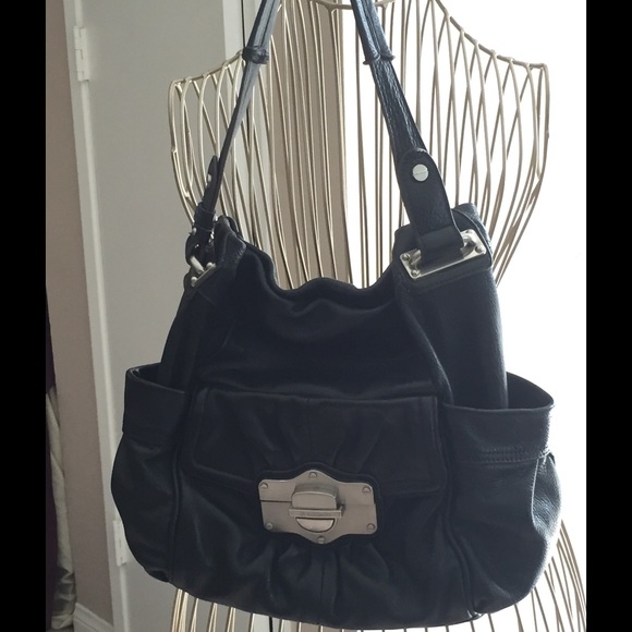 B MAKOWSKY  Leather Shoulder Bag