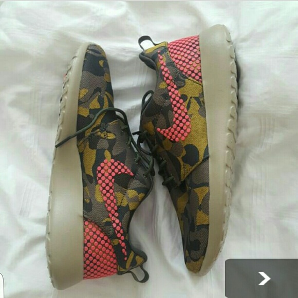Camo Roshe One