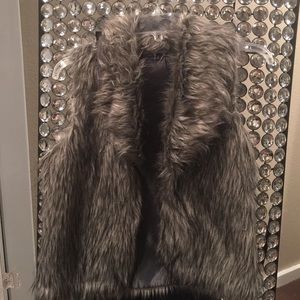 Beautiful Gray faux fur vest size L