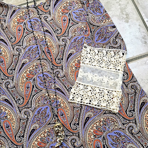 Stunning lavender/coral paisley print dress 1 LEFT - Picture 3 of 4