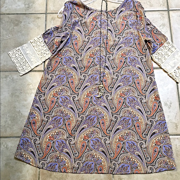 Stunning lavender/coral paisley print dress 1 LEFT - Picture 4 of 4