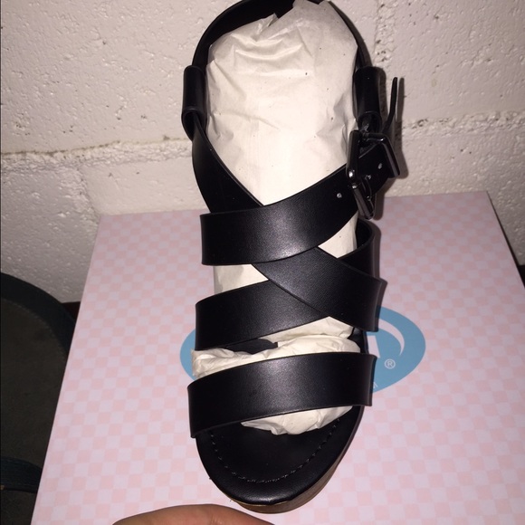 Brand new wedges - Picture 2 of 3