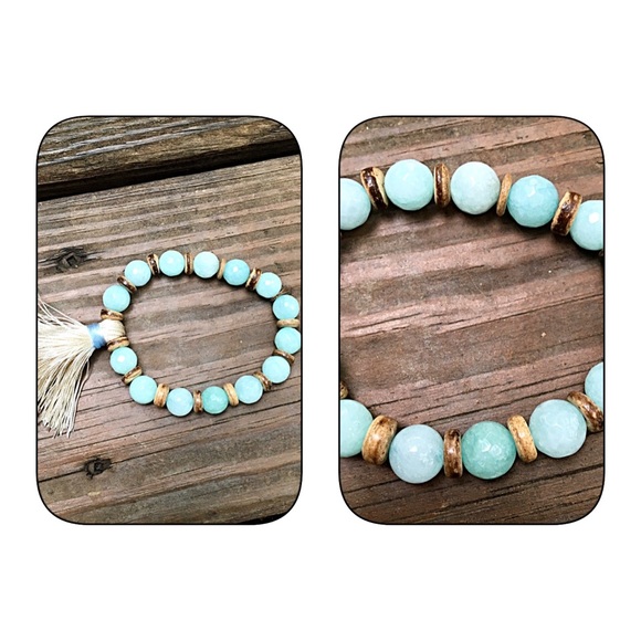 Gorgeous mint high neckline tunic! - Picture 3 of 3