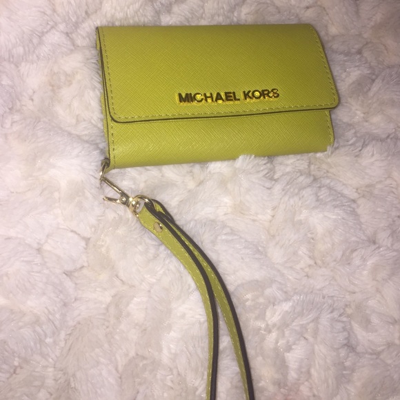 Authentic Michael kors wallet/ phone case
