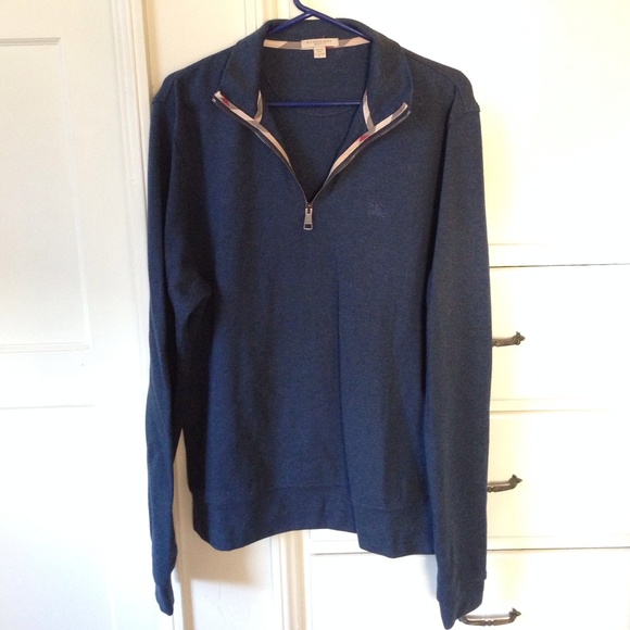 Burberry sweater