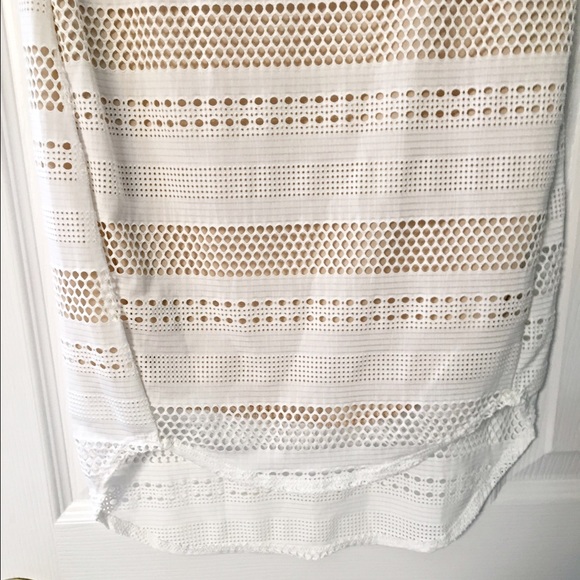 Elegant tan and white fully lined dress! - Picture 4 of 4