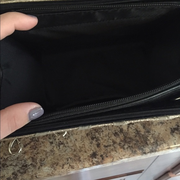 Miche Petite Size Bag With 2 Shells And 2 Straps. - image 3