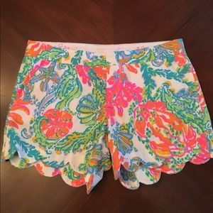 Lilly Pulitzer shorts size 4