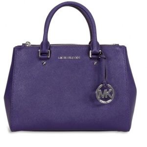 MICHAEL KORS
Sutton Leather Medium Satchel - Iris