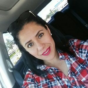 Meet your Posher, Marisol