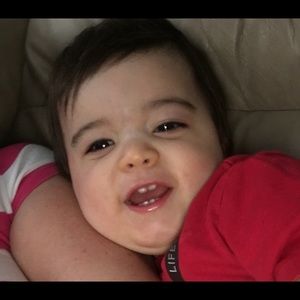 Meet your Posher, Idania