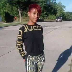 Meet your Posher, Tierra